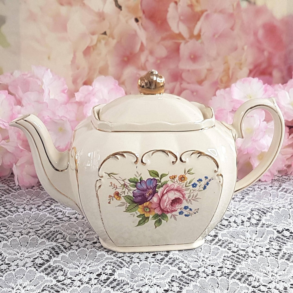 Vintage Sadler Cube Ceramic Teapot - Rare English Collectible Tea Gift